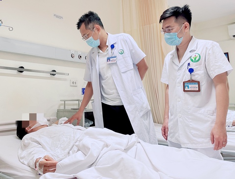 Quan hệ sai tư thế, người đàn ông có thể bị biến chứng liệt dương - Ảnh 1. Quan hệ sai tư thế, người đàn ông có thể bị biến chứng liệt dương - Ảnh 1.