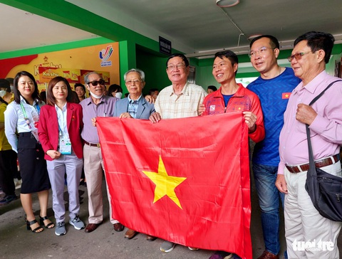 Lời chia tay ngọt ngào của xạ thủ Trần Quốc Cường - Ảnh 10. Lời chia tay ngọt ngào của xạ thủ Trần Quốc Cường - Ảnh 10.