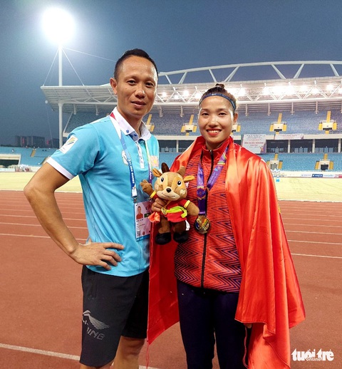 Đoạt huy chương vàng SEA Games 31, Nguyễn Linh Na phá kỷ lục quốc gia đứng im 17 năm - Ảnh 3. Đoạt huy chương vàng SEA Games 31, Nguyễn Linh Na phá kỷ lục quốc gia đứng im 17 năm - Ảnh 3.