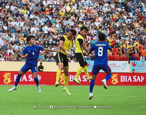 Chuyên gia Malaysia kỳ vọng Messi Syafik sẽ quật ngã U23 Việt Nam - Ảnh 1. Chuyên gia Malaysia kỳ vọng Messi Syafik sẽ quật ngã U23 Việt Nam - Ảnh 1.