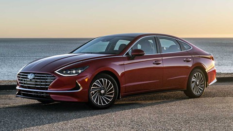 Hyundai Sonata có thể bị khai tử, Toyota Camry bớt đi đối thủ - Ảnh 1. Hyundai Sonata có thể bị khai tử, Toyota Camry bớt đi đối thủ - Ảnh 1.