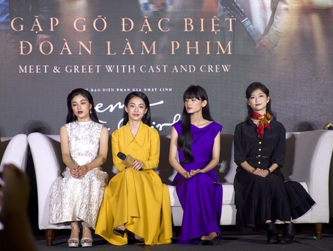 Làm phim về Trịnh Công Sơn, đạo diễn sẵn sàng gánh chịu gạch đá - Ảnh 2. Làm phim về Trịnh Công Sơn, đạo diễn sẵn sàng gánh chịu gạch đá - Ảnh 2.