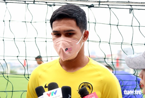 Hậu vệ U23 Malaysia: Chúng tôi sẽ cố gắng ngăn Tiến Linh ghi bàn - Ảnh 1. Hậu vệ U23 Malaysia: Chúng tôi sẽ cố gắng ngăn Tiến Linh ghi bàn - Ảnh 1.