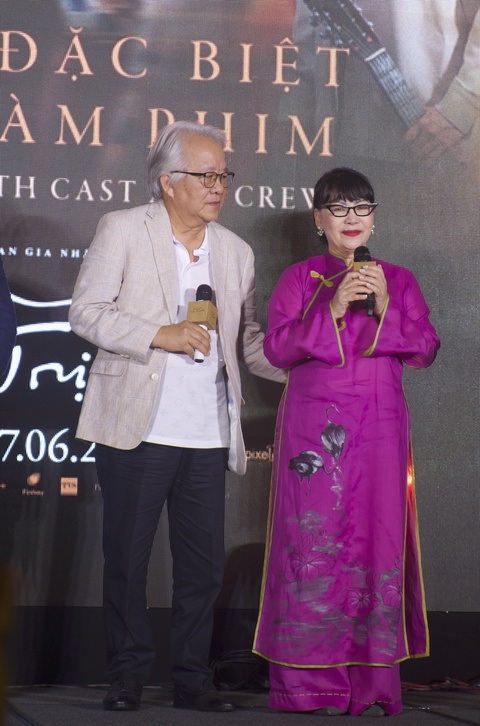 Làm phim về Trịnh Công Sơn, đạo diễn sẵn sàng gánh chịu gạch đá - Ảnh 4. Làm phim về Trịnh Công Sơn, đạo diễn sẵn sàng gánh chịu gạch đá - Ảnh 4.