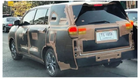 Đập đi xây lại, Toyota Innova có thể đổi tên, đổi vận trên thế hệ mới - Ảnh 2. Đập đi xây lại, Toyota Innova có thể đổi tên, đổi vận trên thế hệ mới - Ảnh 2.