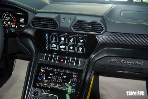 Lamborghini Urus Pearl Capsule - Siêu SUV hàng độc tại Việt Nam - Ảnh 9. Lamborghini Urus Pearl Capsule - Siêu SUV hàng độc tại Việt Nam - Ảnh 9.