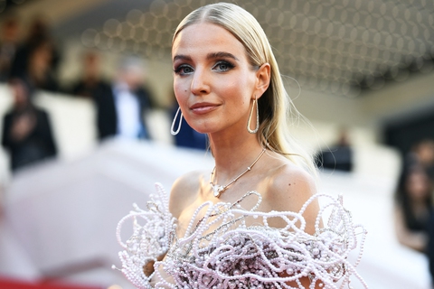 Bỏng mắt với những bóng hồng gợi cảm trên thảm đỏ Cannes - Ảnh 11. Bỏng mắt với những bóng hồng gợi cảm trên thảm đỏ Cannes - Ảnh 11.