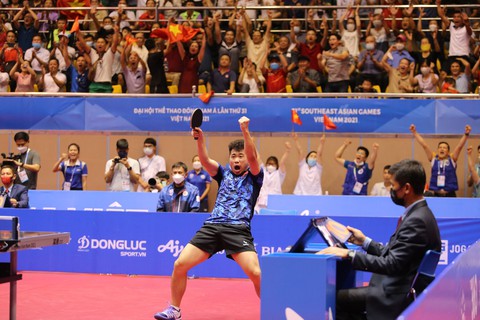 Nguyễn Đức Tuân giành HCV bóng bàn đơn nam ở SEA Games sau 19 năm - Ảnh 3. Nguyễn Đức Tuân giành HCV bóng bàn đơn nam ở SEA Games sau 19 năm - Ảnh 3.