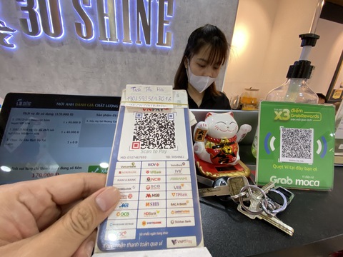 ATM dần ế khách! - Ảnh 3. ATM dần ế khách! - Ảnh 3.