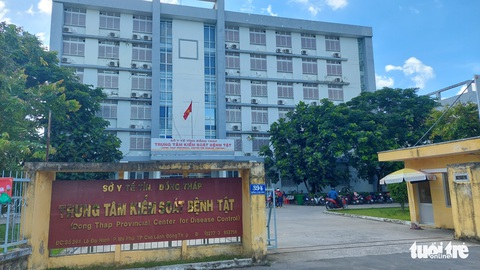 Khởi tố, bắt tạm giam giám đốc CDC Đồng Tháp liên quan vụ Việt Á - Ảnh 1. Khởi tố, bắt tạm giam giám đốc CDC Đồng Tháp liên quan vụ Việt Á - Ảnh 1.