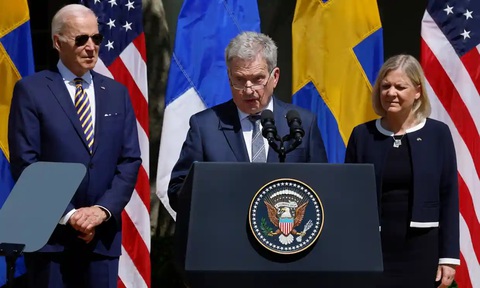 Lãnh đạo Phần Lan, Thụy Điển gặp Tổng thống Mỹ Biden - Ảnh 1. Lãnh đạo Phần Lan, Thụy Điển gặp Tổng thống Mỹ Biden - Ảnh 1.