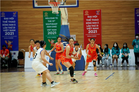 Thời trang tóc cá tính của tuyển thủ bóng rổ VN tại SEA Games 31 - Ảnh 5. Thời trang tóc cá tính của tuyển thủ bóng rổ VN tại SEA Games 31 - Ảnh 5.