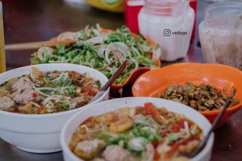 Về Nam Định: Chiêm ngưỡng nhà thờ, tắm biển Quất Lâm, ăn nem Giao Thủy, nếm nước mắm Sa Châu... - Ảnh 7. Về Nam Định: Chiêm ngưỡng nhà thờ, tắm biển Quất Lâm, ăn nem Giao Thủy, nếm nước mắm Sa Châu... - Ảnh 7.