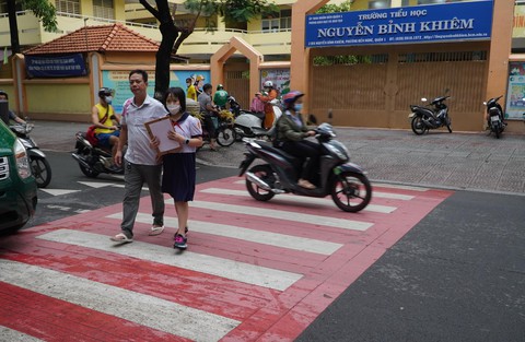 Tin sáng 23-5: Thực phẩm tăng giá mạnh, nguy cơ thiếu thịt; bệnh viện COVID còn... 10 ca - Ảnh 3. Tin sáng 23-5: Thực phẩm tăng giá mạnh, nguy cơ thiếu thịt; bệnh viện COVID còn... 10 ca - Ảnh 3.