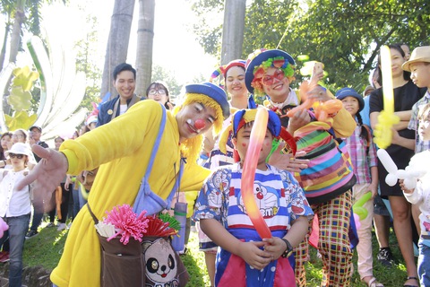 Đi bộ đồng hành cùng bệnh nhi ung thư - Ảnh 2. Đi bộ đồng hành cùng bệnh nhi ung thư - Ảnh 2.