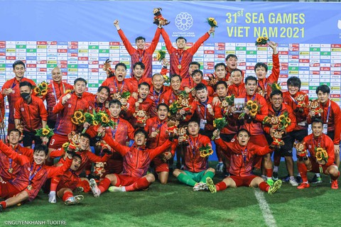 Đánh bại Thái Lan, U23 Việt Nam bảo vệ thành công chiếc HCV SEA Games - Ảnh 9. Đánh bại Thái Lan, U23 Việt Nam bảo vệ thành công chiếc HCV SEA Games - Ảnh 9.