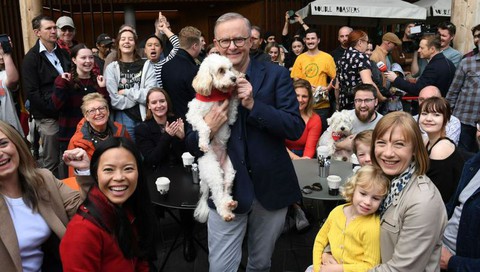 Thủ tướng đắc cử Anthony Albanese cam kết thay đổi nước Úc - Ảnh 1. Thủ tướng đắc cử Anthony Albanese cam kết thay đổi nước Úc - Ảnh 1.