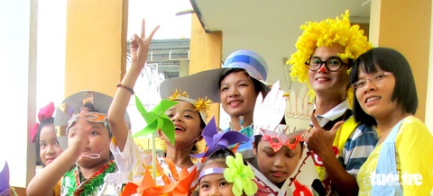 Chàng trai bị ung thư làm gia sư cho bệnh nhi ở Ước mơ của Thúy - Ảnh 6. Chàng trai bị ung thư làm gia sư cho bệnh nhi ở Ước mơ của Thúy - Ảnh 6.
