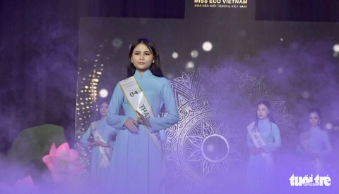 Rác vào thời trang, lan tỏa thông điệp bảo vệ môi trường - Ảnh 2. Rác vào thời trang, lan tỏa thông điệp bảo vệ môi trường - Ảnh 2.