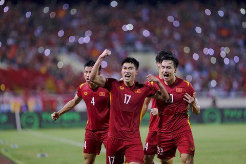 ‘Người hùng’ Nhâm Mạnh Dũng nói gì sau khi ghi bàn vào lưới U23 Thái Lan? - Ảnh 1. ‘Người hùng’ Nhâm Mạnh Dũng nói gì sau khi ghi bàn vào lưới U23 Thái Lan? - Ảnh 1.