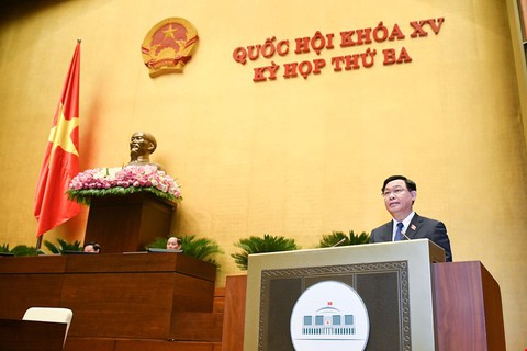 Chủ tịch Quốc hội đề nghị đánh giá tác động của tình hình chứng khoán, bất động sản - Ảnh 3. Chủ tịch Quốc hội đề nghị đánh giá tác động của tình hình chứng khoán, bất động sản - Ảnh 3.