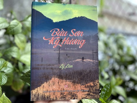Lý Lan trở lại với Bửu Sơn Kỳ Hương: Vận nước, phận người trong thời loạn - Ảnh 1. Lý Lan trở lại với Bửu Sơn Kỳ Hương: Vận nước, phận người trong thời loạn - Ảnh 1.