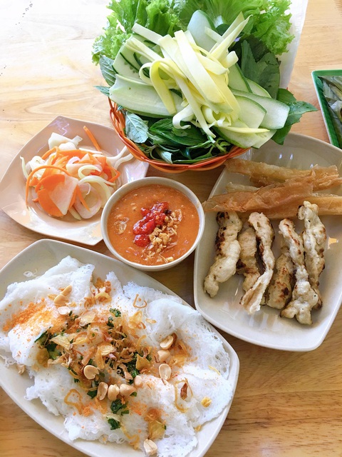 Fastfood ở Việt Nam không phải burger hay pizza mà có tên là QUÁN - Ảnh 3. Fastfood ở Việt Nam không phải burger hay pizza mà có tên là QUÁN - Ảnh 3.