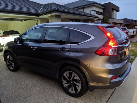 Nghe lời vợ bầu, chủ xe xuống tiền mua Honda CR-V, 6 năm sử dụng vẫn ưng như ngày mới tậu - Ảnh 5. Nghe lời vợ bầu, chủ xe xuống tiền mua Honda CR-V, 6 năm sử dụng vẫn ưng như ngày mới tậu - Ảnh 5.