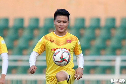 HLV Park Hang Seo nói lý do Quang Hải không dự SEA Games 31 - Ảnh 1. HLV Park Hang Seo nói lý do Quang Hải không dự SEA Games 31 - Ảnh 1.