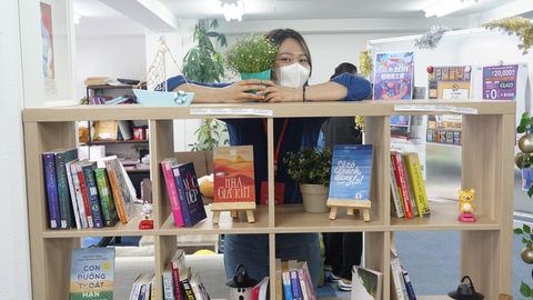 Du học sinh Việt tại Nhật lập tủ sách tiếng Việt, lấy tiền làm thiện nguyện - Ảnh 2. Du học sinh Việt tại Nhật lập tủ sách tiếng Việt, lấy tiền làm thiện nguyện - Ảnh 2.