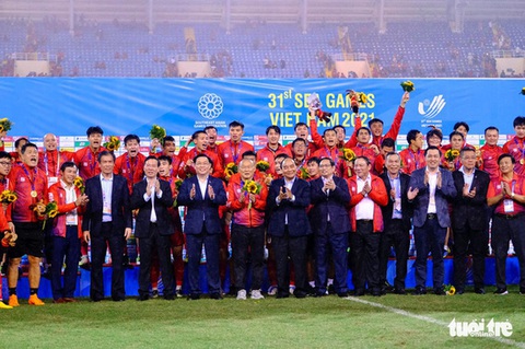 Hà Nội chi hơn 17 tỉ đồng tặng các đoàn thể thao đạt thành tích tại SEA Games 31 - Ảnh 1. Hà Nội chi hơn 17 tỉ đồng tặng các đoàn thể thao đạt thành tích tại SEA Games 31 - Ảnh 1.