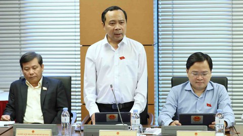 Khó khăn tăng nhưng sinh viên vay vốn học giảm, vì sao? - Ảnh 1. Khó khăn tăng nhưng sinh viên vay vốn học giảm, vì sao? - Ảnh 1.