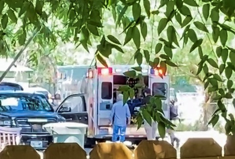 Xả súng ở trường tiểu học Mỹ, 18 trẻ và 3 người lớn thiệt mạng - Ảnh 6. Xả súng ở trường tiểu học Mỹ, 18 trẻ và 3 người lớn thiệt mạng - Ảnh 6.