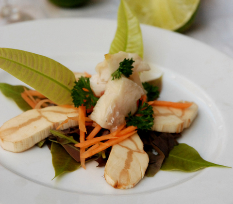 Ngon nhức răng với ốc, gỏi xoài, cơm dừa, lươn um, cá linh, chuột đồng... ở Tây Nam Bộ - Ảnh 2. Ngon nhức răng với ốc, gỏi xoài, cơm dừa, lươn um, cá linh, chuột đồng... ở Tây Nam Bộ - Ảnh 2.