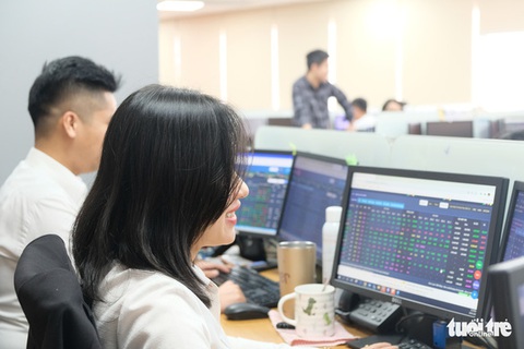 Tin sáng 26-5: Thuốc giả bán qua mạng xã hội; Thị trường chứng khoán có cơ hội hồi phục - Ảnh 4. Tin sáng 26-5: Thuốc giả bán qua mạng xã hội; Thị trường chứng khoán có cơ hội hồi phục - Ảnh 4.