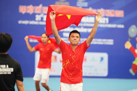 Lý Hoàng Nam được thưởng gần 2 tỉ đồng cho chiếc huy chương vàng SEA Games 31 - Ảnh 1. Lý Hoàng Nam được thưởng gần 2 tỉ đồng cho chiếc huy chương vàng SEA Games 31 - Ảnh 1.