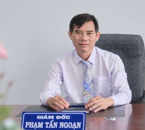 Khởi tố giám đốc Trung tâm Giáo dục nghề nghiệp - hướng nghiệp Phú Yên - Ảnh 1. Khởi tố giám đốc Trung tâm Giáo dục nghề nghiệp - hướng nghiệp Phú Yên - Ảnh 1.