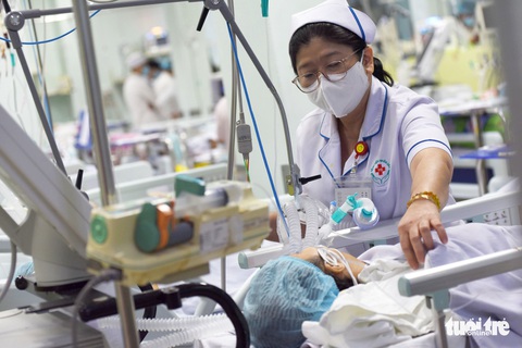 Từ việc thiếu nhiều loại thuốc: Cần cơ chế dự trữ, điều phối quốc gia - Ảnh 3. Từ việc thiếu nhiều loại thuốc: Cần cơ chế dự trữ, điều phối quốc gia - Ảnh 3.