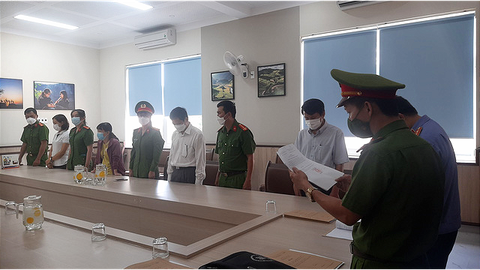 Đề nghị chuyển hồ sơ sang công an điều tra 4 gói thầu tại CDC Đắk Lắk - Ảnh 2. Đề nghị chuyển hồ sơ sang công an điều tra 4 gói thầu tại CDC Đắk Lắk - Ảnh 2.