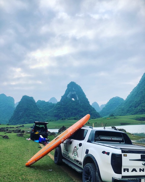 Núi Mắt Thần sừng sững trong công viên địa chất, tha hồ chèo sup, leo núi, check-in - Ảnh 6. Núi Mắt Thần sừng sững trong công viên địa chất, tha hồ chèo sup, leo núi, check-in - Ảnh 6.