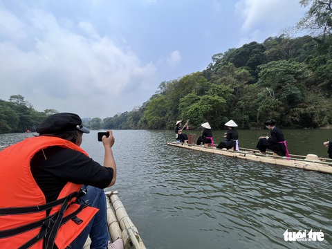 Tuyên Quang đưa hát then vào hoạt động du lịch - Ảnh 1. Tuyên Quang đưa hát then vào hoạt động du lịch - Ảnh 1.