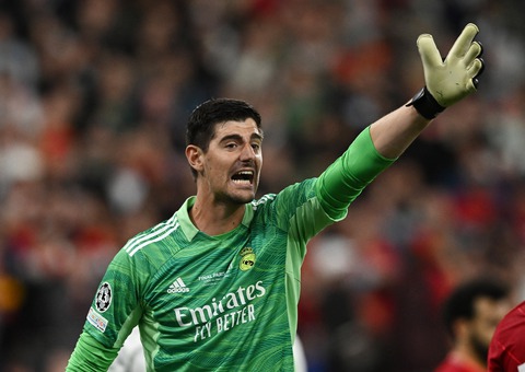 Làm nản lòng các chân sút Liverpool, Courtois đi vào lịch sử Champions League - Ảnh 7. Làm nản lòng các chân sút Liverpool, Courtois đi vào lịch sử Champions League - Ảnh 7.