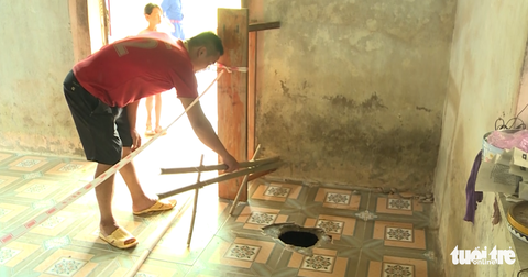 Dân kêu cứu với chủ tịch tỉnh vì hàng chục ‘hố tử thần’ - Ảnh 2. Dân kêu cứu với chủ tịch tỉnh vì hàng chục ‘hố tử thần’ - Ảnh 2.