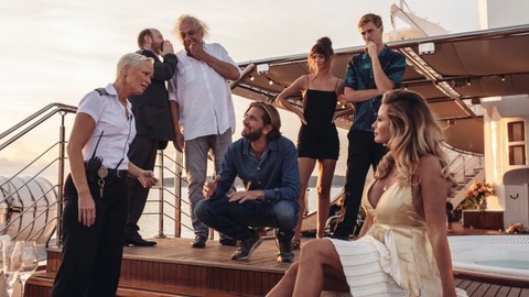 Cannes 2022: Triangle of Sadness giành giải Cành cọ vàng; điện ảnh Hàn Quốc thắng lớn - Ảnh 2. Cannes 2022: Triangle of Sadness giành giải Cành cọ vàng; điện ảnh Hàn Quốc thắng lớn - Ảnh 2.
