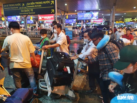 Tân Sơn Nhất thông thoáng ngày cuối cùng kỳ nghỉ lễ - Ảnh 1. Tân Sơn Nhất thông thoáng ngày cuối cùng kỳ nghỉ lễ - Ảnh 1.