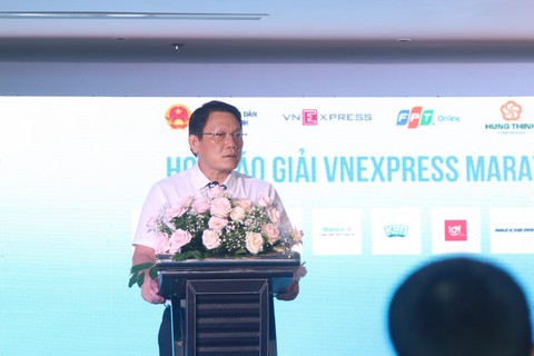 Giải chạy bộ treo thưởng ôtô cho người phá kỷ lục marathon Việt Nam - Ảnh 1. Giải chạy bộ treo thưởng ôtô cho người phá kỷ lục marathon Việt Nam - Ảnh 1.