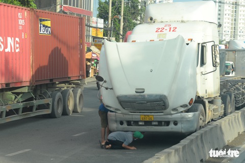Cận cảnh những điểm nghẽn chờ vành đai 3 giải cứu - Ảnh 1. Cận cảnh những điểm nghẽn chờ vành đai 3 giải cứu - Ảnh 1.