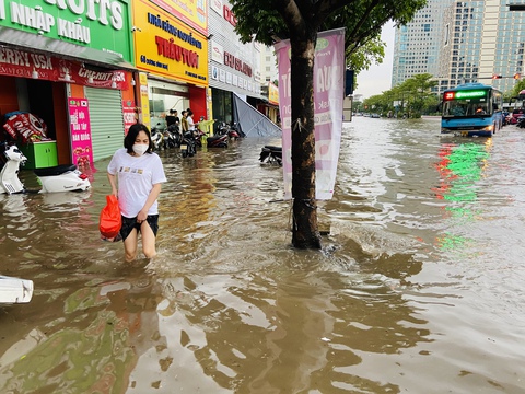 Bao giờ xây bể chứa nước chống ngập? - Ảnh 1. Bao giờ xây bể chứa nước chống ngập? - Ảnh 1.