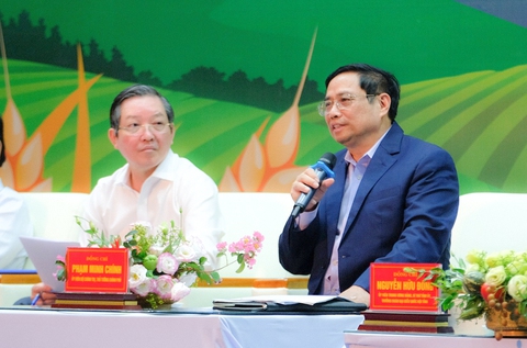 Thủ tướng đối thoại với nông dân: Cùng nâng cao nhận thức giá trị của thương hiệu - Ảnh 2. Thủ tướng đối thoại với nông dân: Cùng nâng cao nhận thức giá trị của thương hiệu - Ảnh 2.