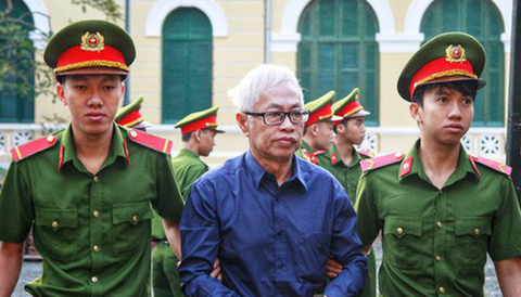 Cựu tổng giám đốc Ngân hàng Đông Á Trần Phương Bình bị khởi tố trong vụ án thứ 4 - Ảnh 1. Cựu tổng giám đốc Ngân hàng Đông Á Trần Phương Bình bị khởi tố trong vụ án thứ 4 - Ảnh 1.